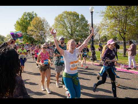 Credit Union Cherry Blossom · Offizielles Video